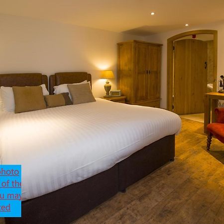 Oxwich Bay Hotel Свонсі Екстер'єр фото