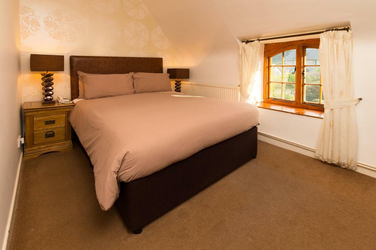 Oxwich Bay Hotel Свонсі Номер фото