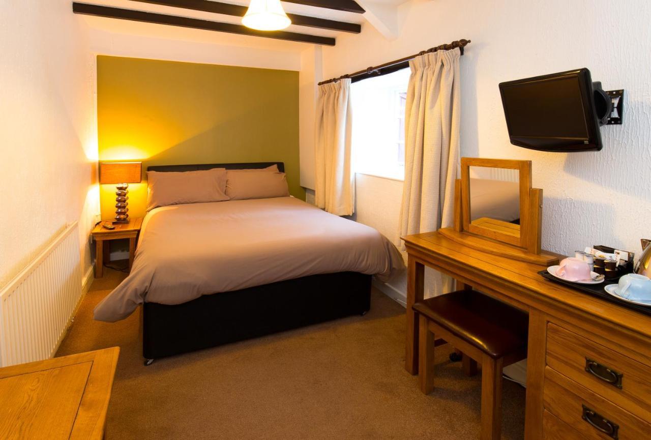 Oxwich Bay Hotel Свонсі Екстер'єр фото