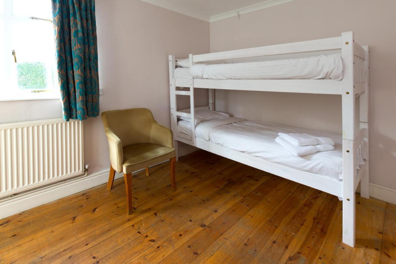 Oxwich Bay Hotel Свонсі Екстер'єр фото