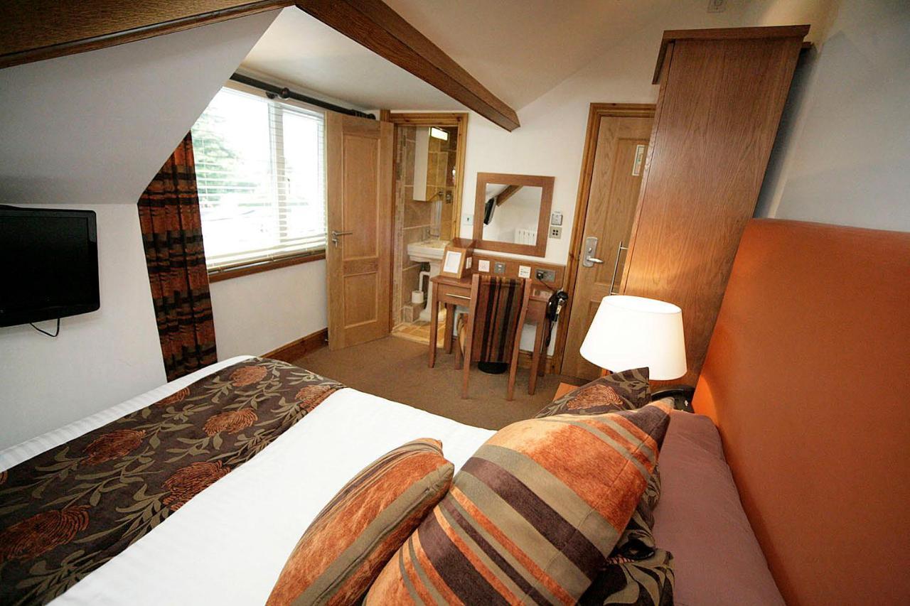 Oxwich Bay Hotel Свонсі Екстер'єр фото